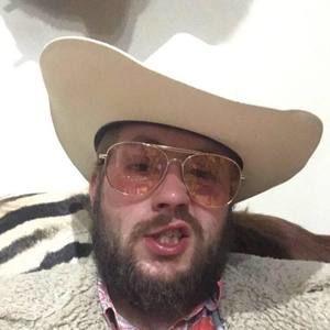 Meet your Posher, Nickolas